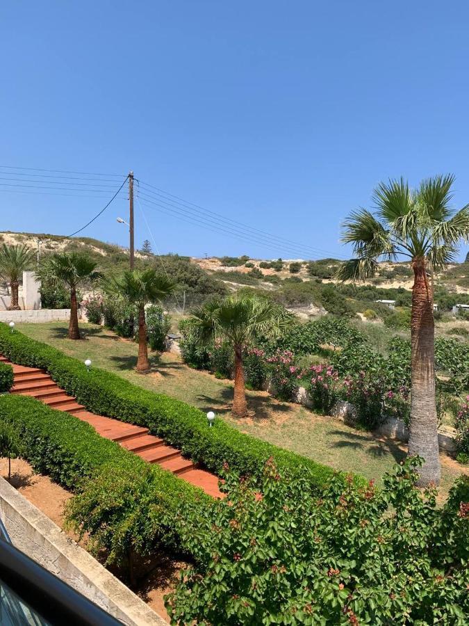 Saradari Beach Hotel - Adults Only Herszonisszosz Kültér fotó